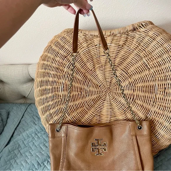 Tory Burch Britten Tote - Picture 5 of 12